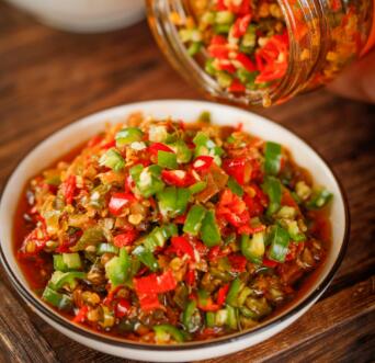 湘口福木桶饭辣椒