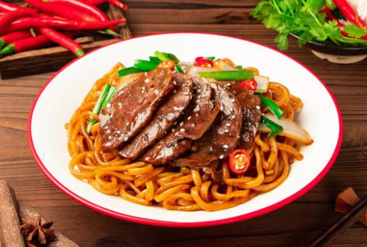 牛家人大碗牛肉面产品图