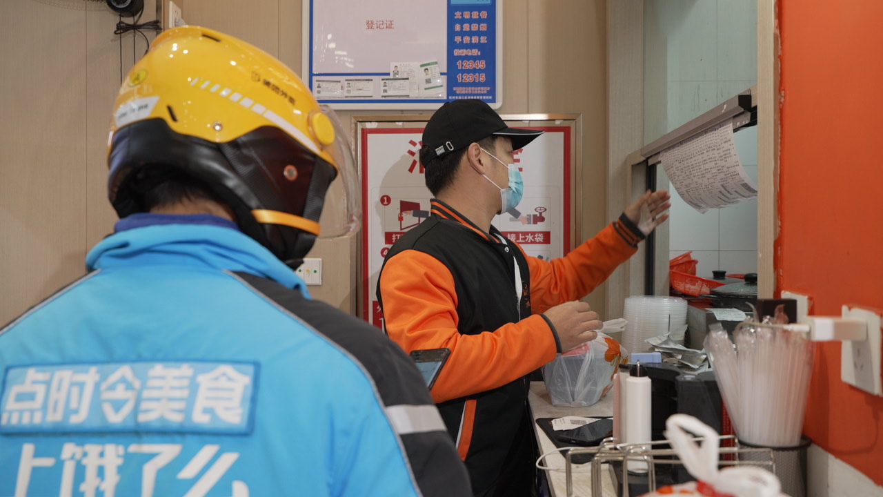 渝八两鸡公煲加盟怎么样